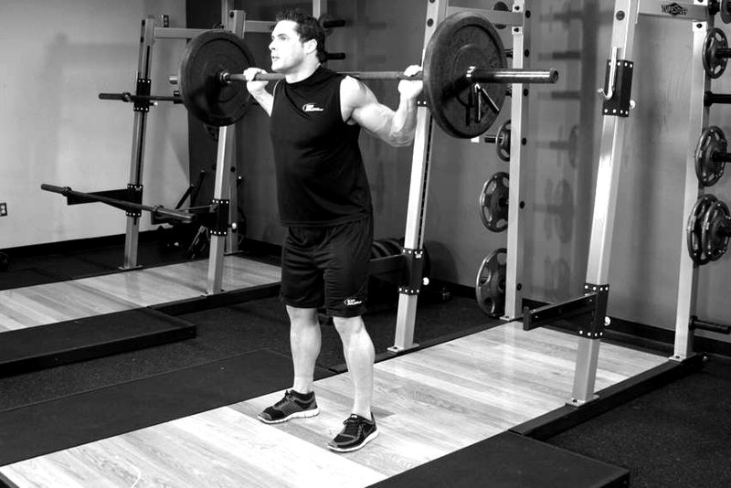Barbell Back Squat — start position demonstration photo
