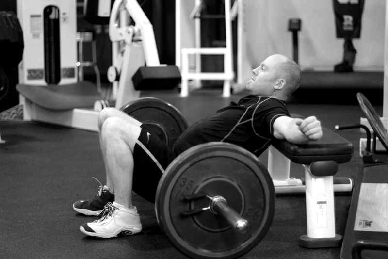 Barbell Hip Thrust — start position demonstration photo