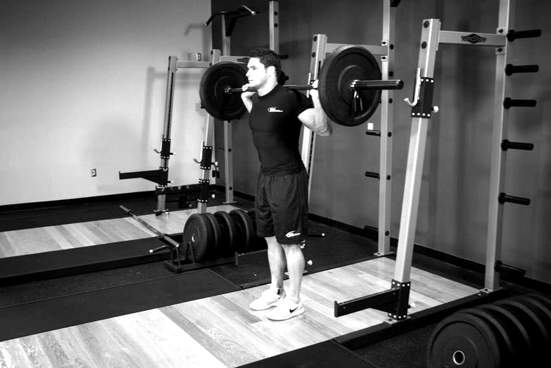 Barbell Lunge — start position demonstration photo