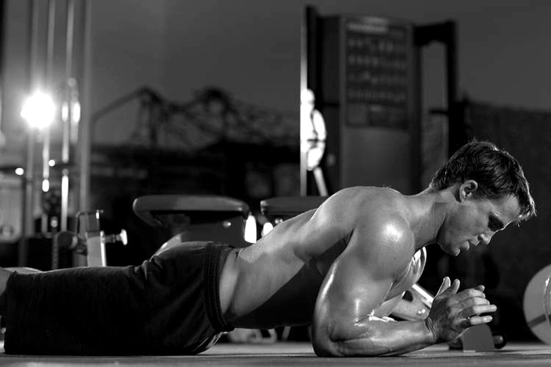 Body-Up — start position demonstration photo