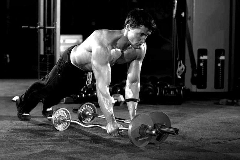 Bodyweight Flyes — start position demonstration photo