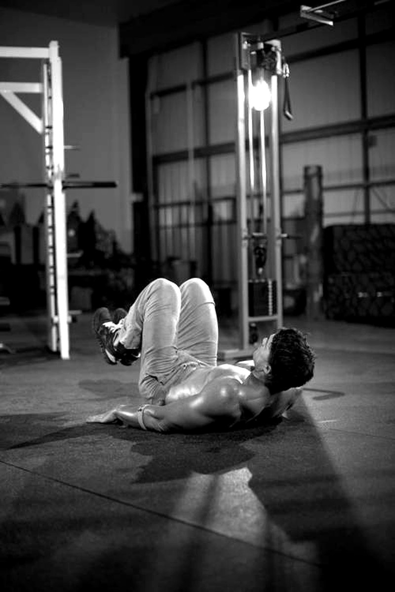 Bottoms Up — end position demonstration photo