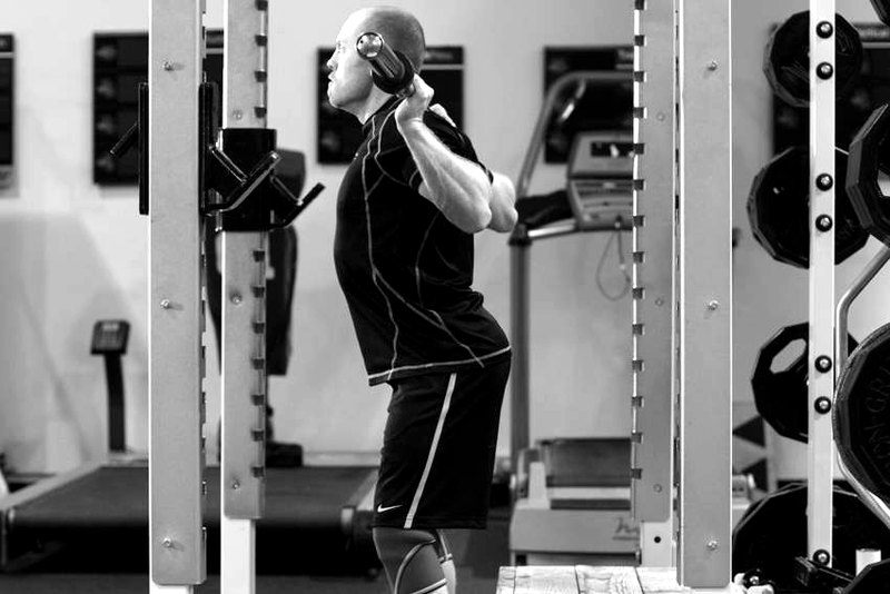 Box Squat — start position demonstration photo