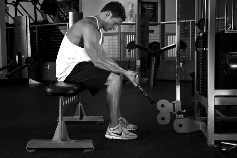 Cable Wrist Curl — start position demonstration photo