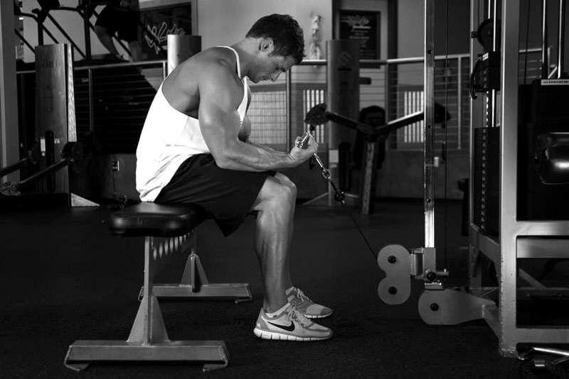 Cable Wrist Curl — end position demonstration photo