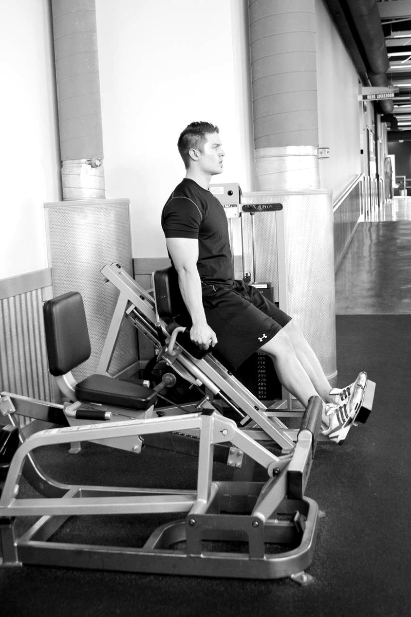 Calf Press — start position demonstration photo