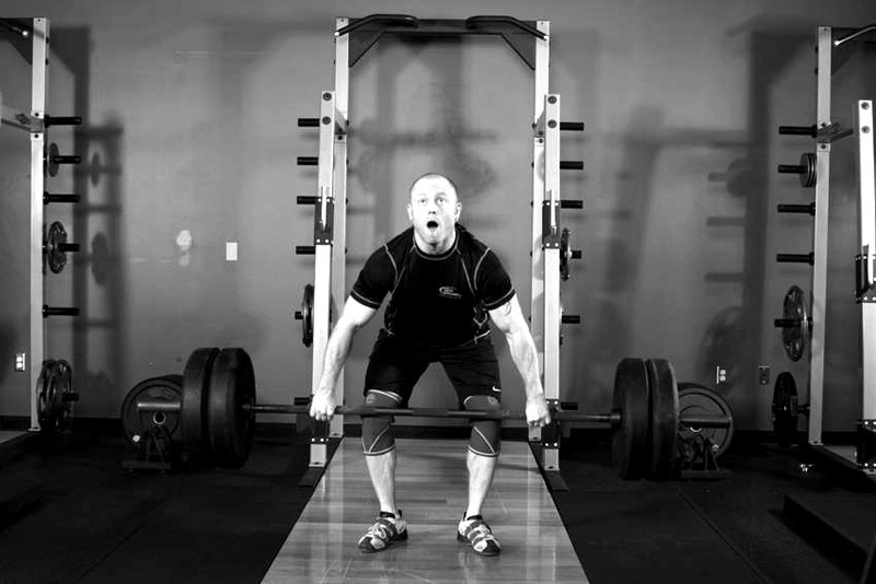 Clean and Jerk — start position demonstration photo