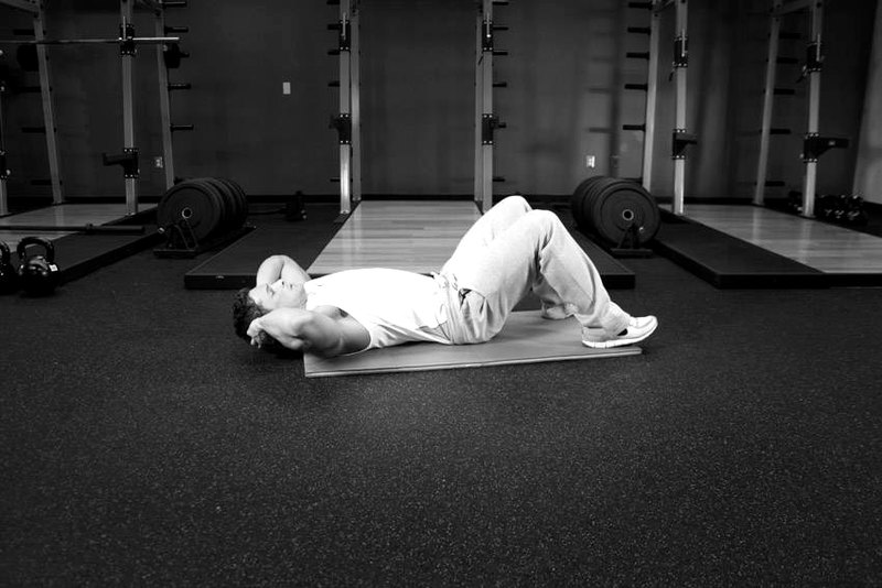 Crunches — start position demonstration photo