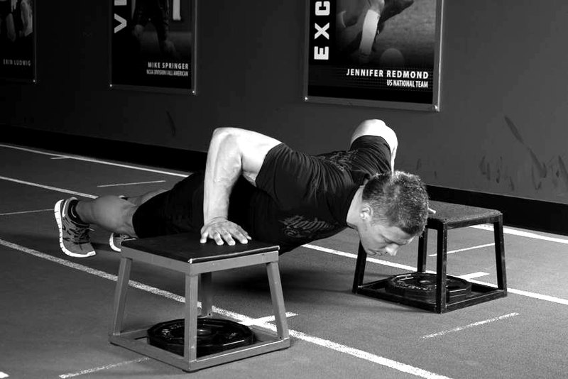 Drop Push — end position demonstration photo