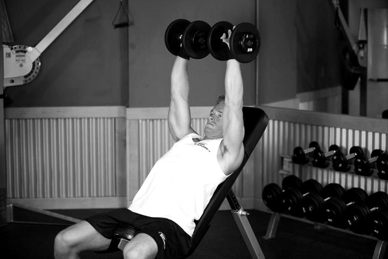 Dumbbell Incline Shoulder Raise — start position demonstration photo