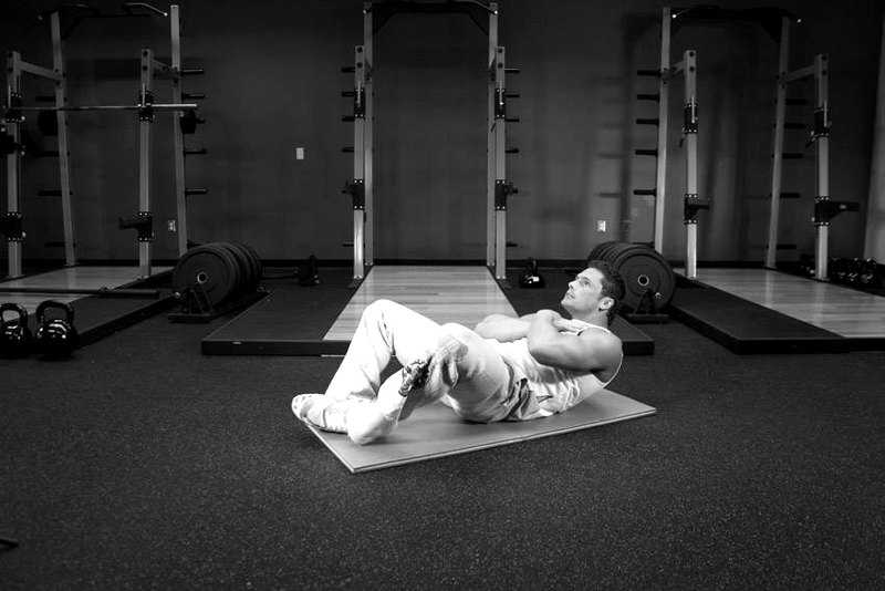 Frog Sit-Ups — end position demonstration photo