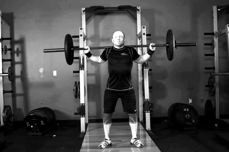 Heaving Snatch Balance — start position demonstration photo