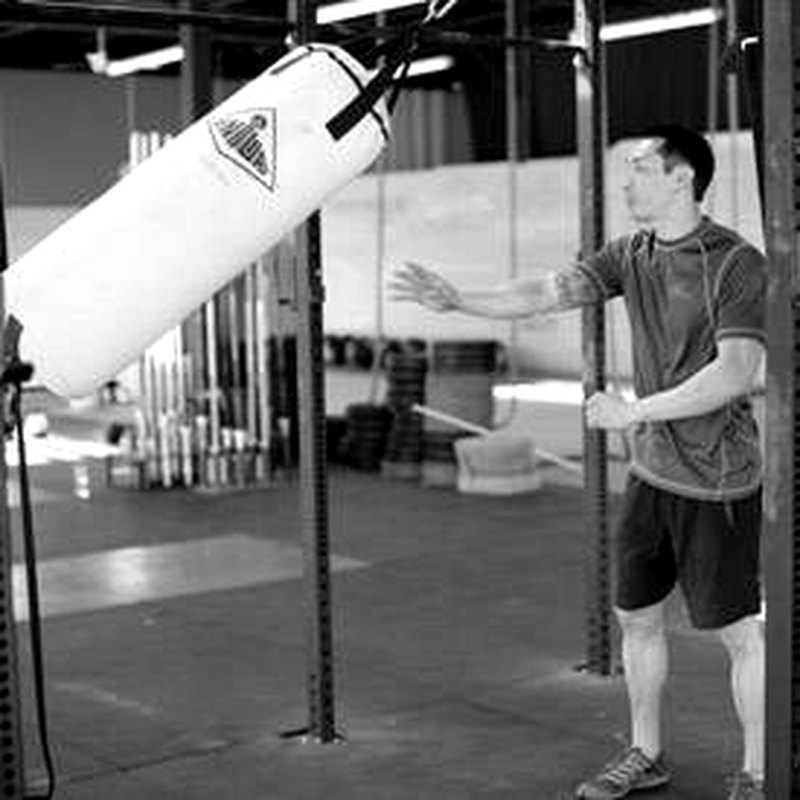 Heavy Bag Thrust — end position demonstration photo