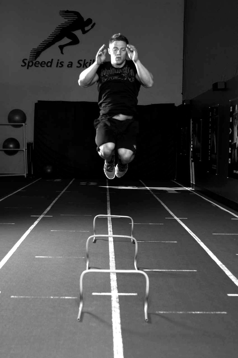 Hurdle Hops — end position demonstration photo