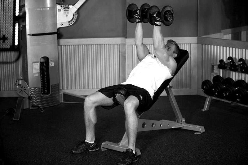 Incline Dumbbell Flyes - With A Twist — end position demonstration photo