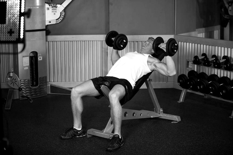 Incline Dumbbell Press — start position demonstration photo