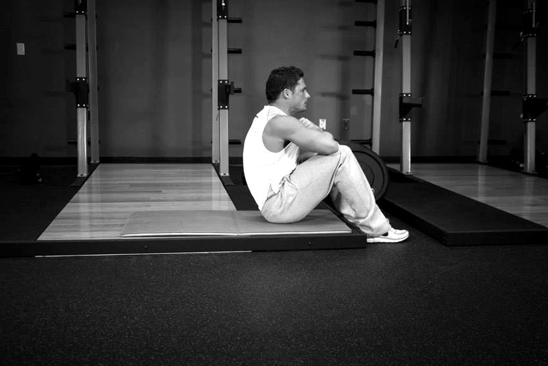 Janda Sit-Up — end position demonstration photo