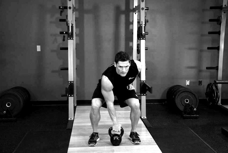Kettlebell Dead Clean — start position demonstration photo