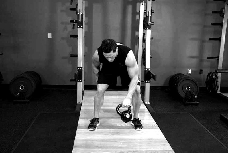 Kettlebell Figure 8 — end position demonstration photo