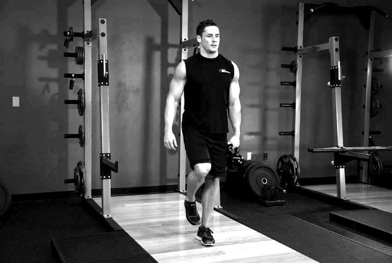 Kettlebell One-Legged Deadlift — start position demonstration photo