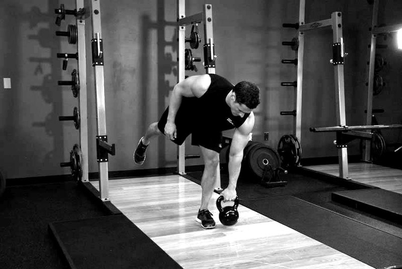Kettlebell One-Legged Deadlift — end position demonstration photo