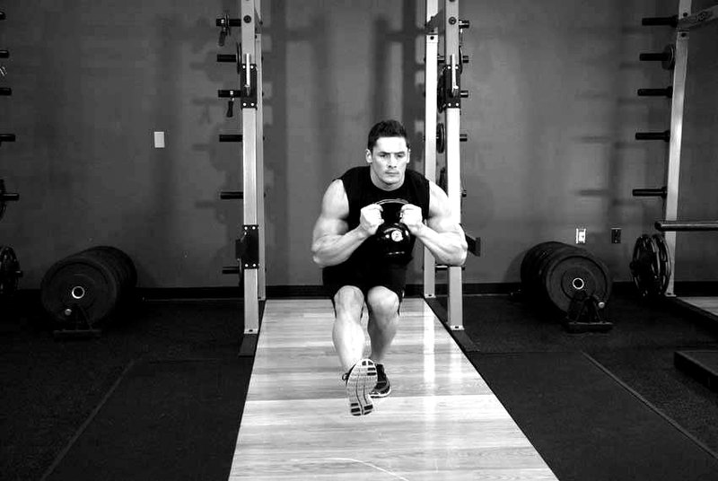 Kettlebell Pistol Squat — end position demonstration photo
