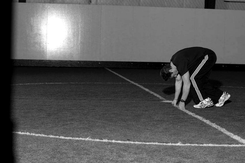 Linear 3-Part Start Technique — start position demonstration photo