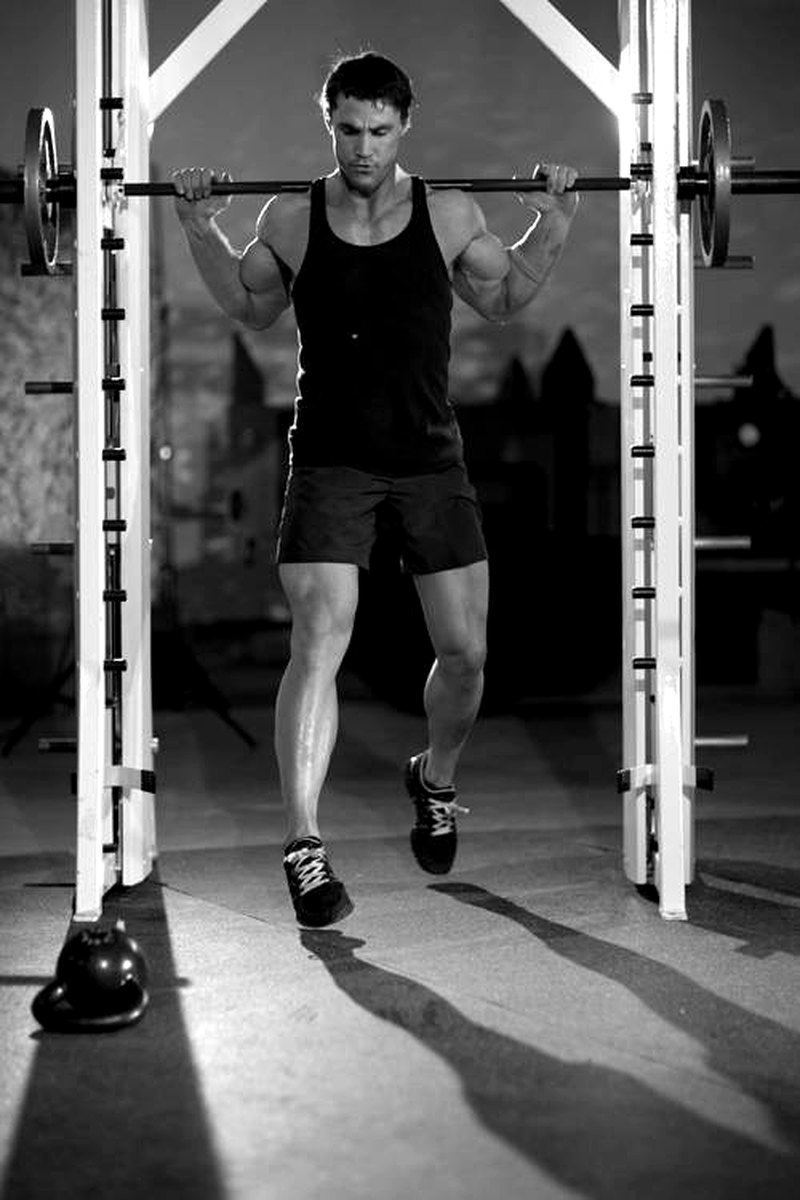 Lunge Sprint — end position demonstration photo