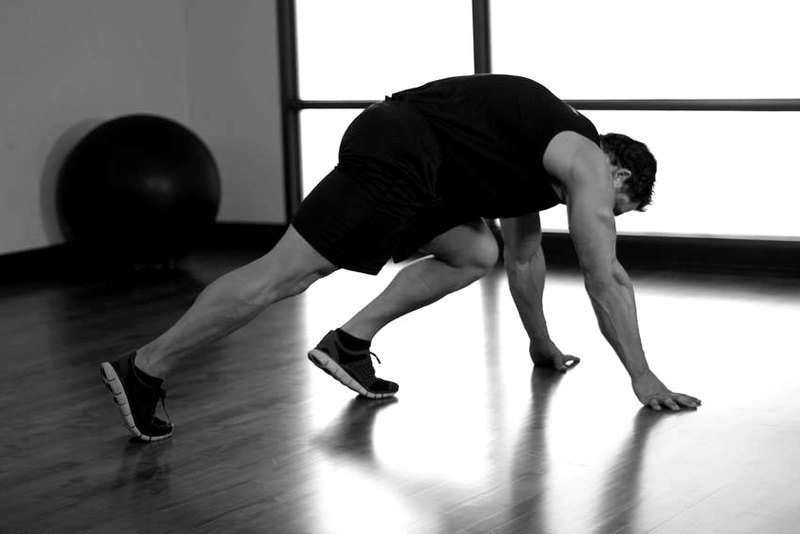 Mountain Climbers — end position demonstration photo