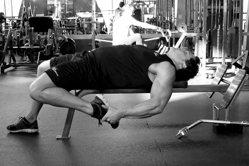 On-Your-Back Quad Stretch — end position demonstration photo
