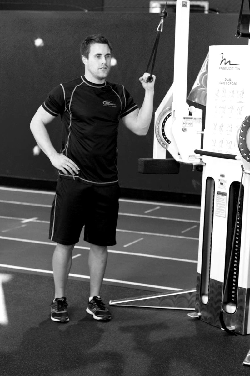 One-Arm High-Pulley Cable Side Bends — start position demonstration photo