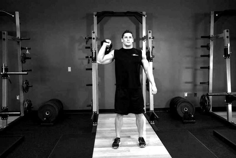 One-Arm Kettlebell Para Press — start position demonstration photo