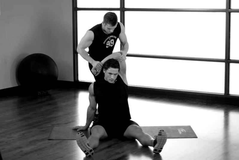 Overhead Lat — end position demonstration photo