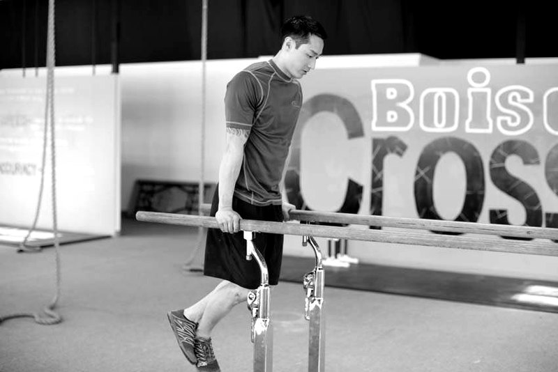 Parallel Bar Dip — end position demonstration photo