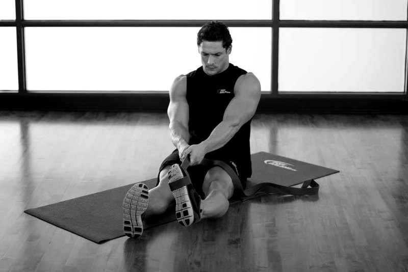 Peroneals Stretch — end position demonstration photo