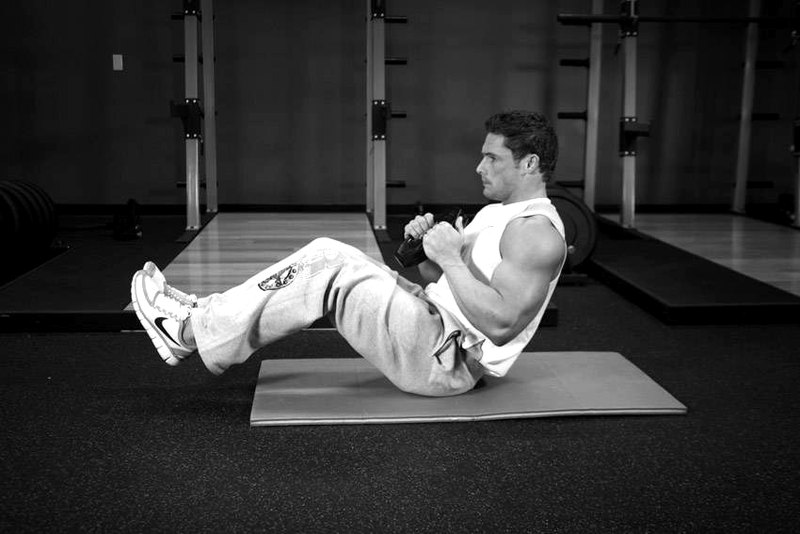 Plate Twist — start position demonstration photo