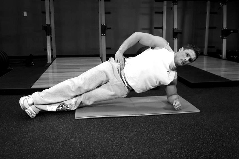 Side Bridge — end position demonstration photo