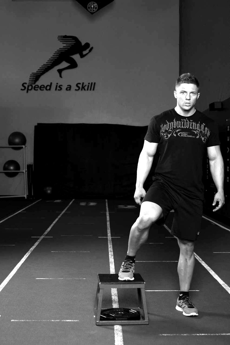 Side to Side Box Shuffle — start position demonstration photo
