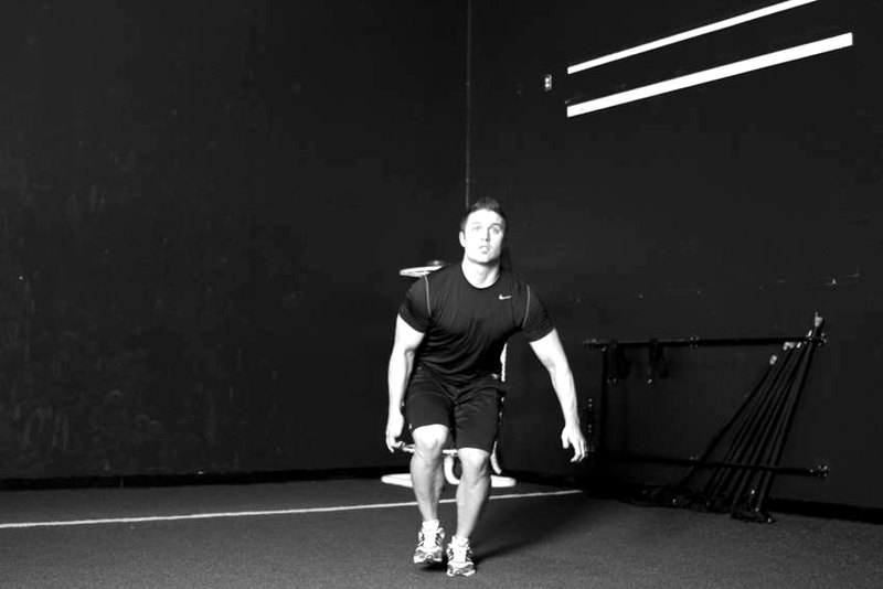 Single Leg Butt Kick — start position demonstration photo