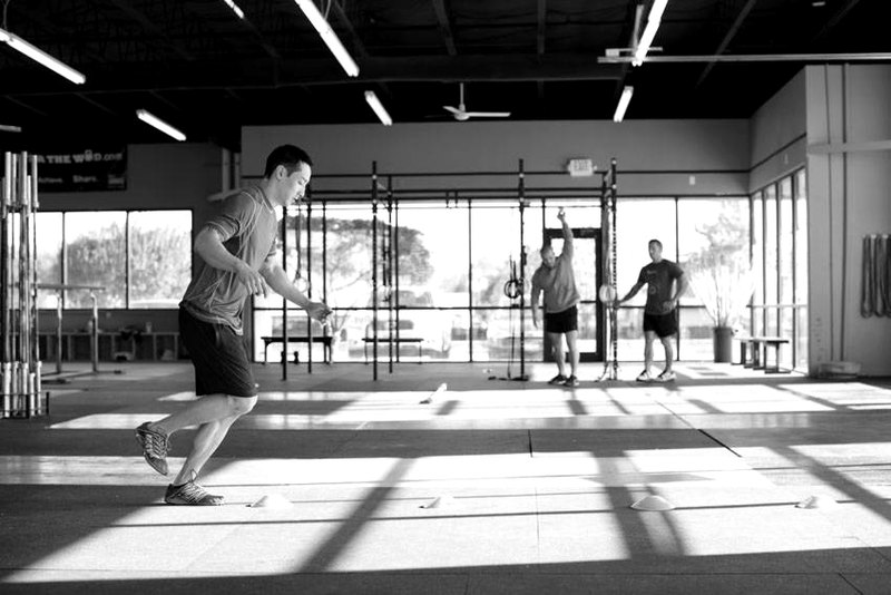 Single-Leg Hop Progression — start position demonstration photo