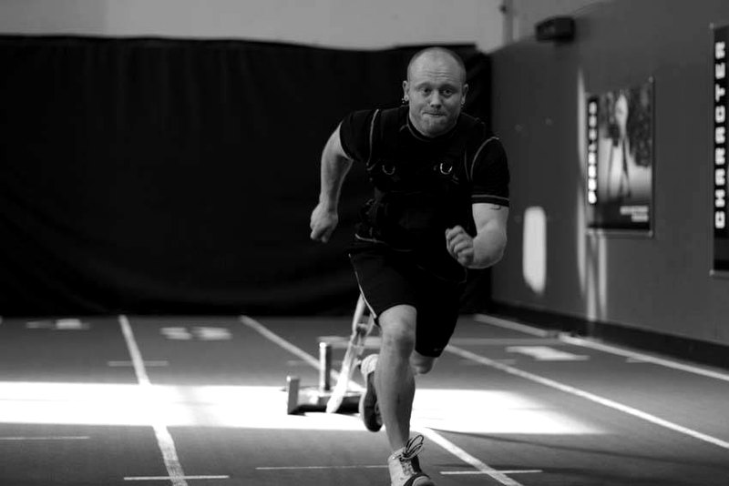 Sled Drag - Harness — end position demonstration photo