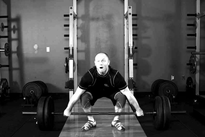 Snatch Deadlift — start position demonstration photo