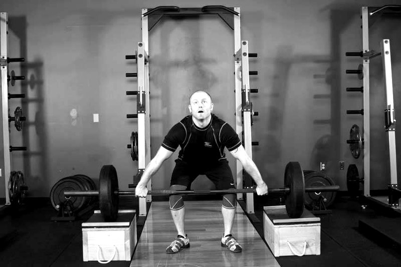 Snatch from Blocks — start position demonstration photo