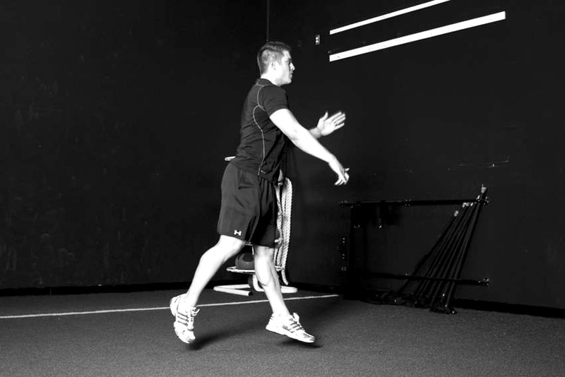 Split Jump — end position demonstration photo