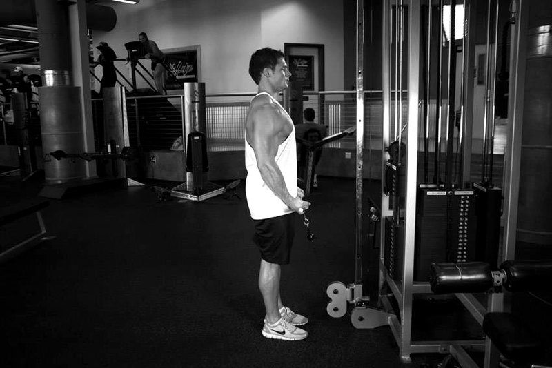 Standing Biceps Cable Curl — start position demonstration photo