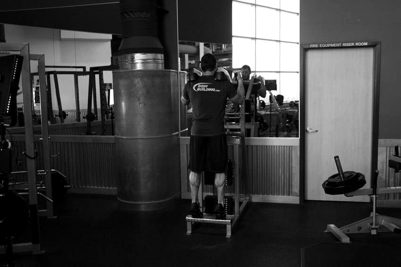 Standing Calf Raise — end position demonstration photo