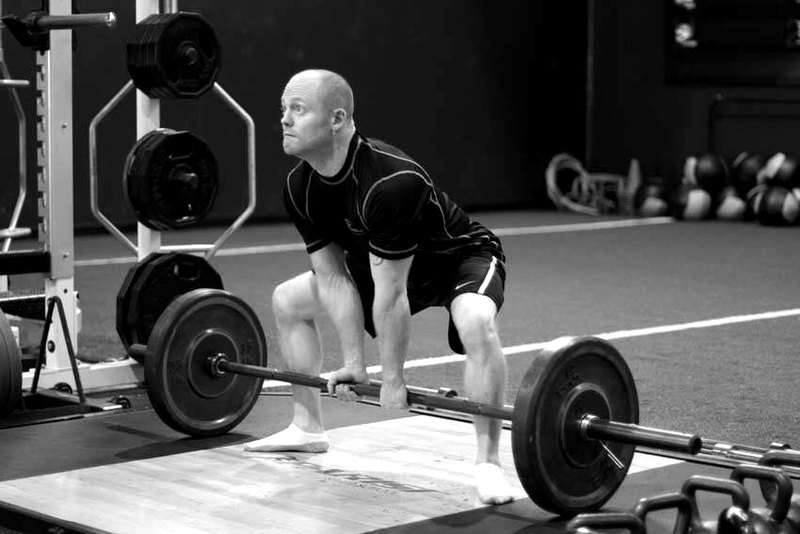 Sumo Deadlift — start position demonstration photo
