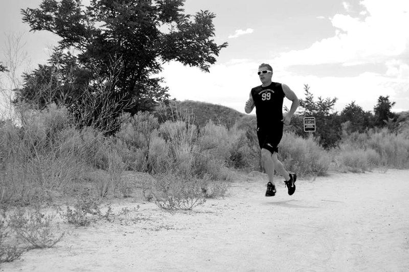 Trail Running/Walking — start position demonstration photo