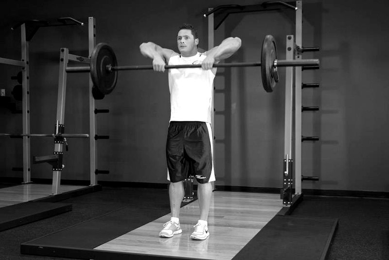 Upright Barbell Row — start position demonstration photo